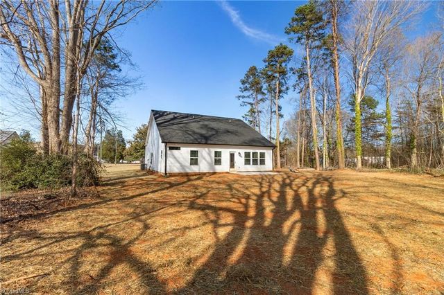 2130 E Holly Grove Road 1028, Lexington, NC 27292