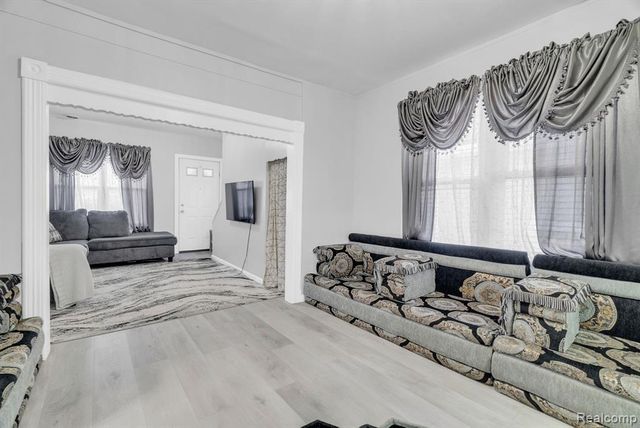 2248 Faber Street, Hamtramck, MI 48212