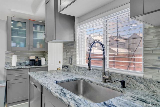 2248 Faber Street, Hamtramck, MI 48212