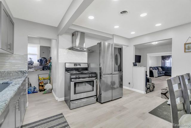 2248 Faber Street, Hamtramck, MI 48212