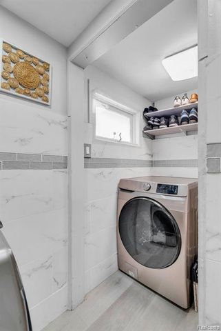 2248 Faber Street, Hamtramck, MI 48212