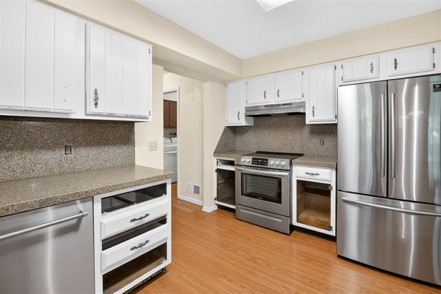 8076 Land O Lakes Drive, Kalamazoo, MI 49048