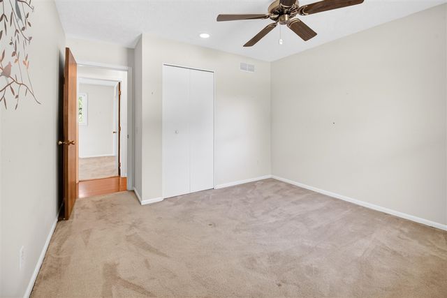 8076 Land O Lakes Drive, Kalamazoo, MI 49048