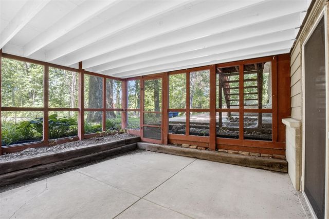 8076 Land O Lakes Drive, Kalamazoo, MI 49048