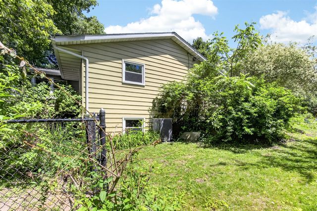 8076 Land O Lakes Drive, Kalamazoo, MI 49048