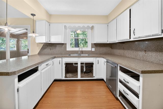 8076 Land O Lakes Drive, Kalamazoo, MI 49048
