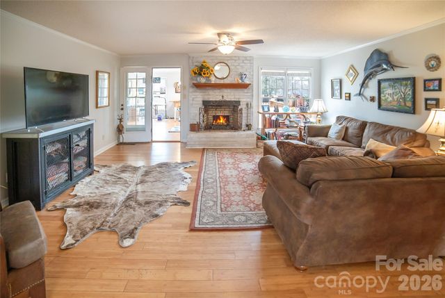 106 Pinebark Court, Morganton, NC 28655