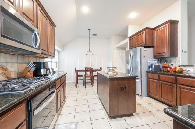 17031 Buffalo Peak Court, Humble, TX 77346