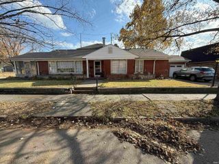 615 N 5th Street, Vincennes, IN 47591