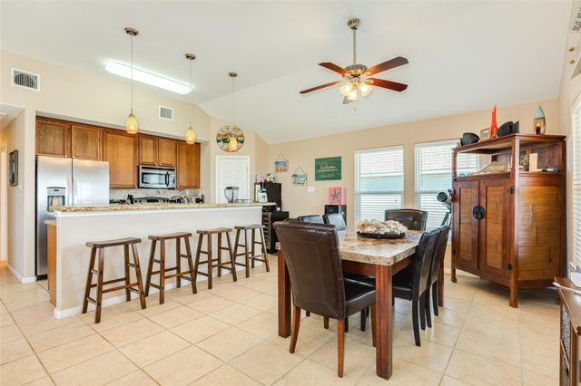 4114 Navarro Drive, Galveston, TX 77554