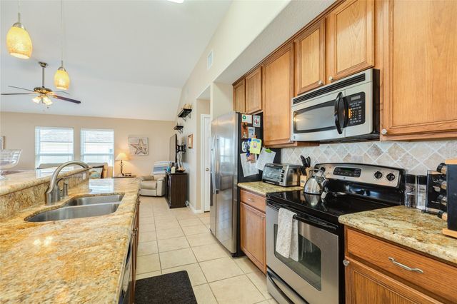 4114 Navarro Drive, Galveston, TX 77554
