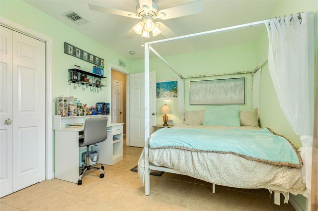 4114 Navarro Drive, Galveston, TX 77554
