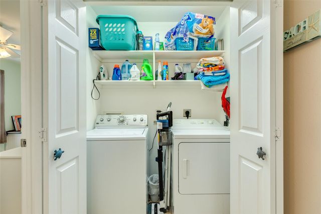 4114 Navarro Drive, Galveston, TX 77554