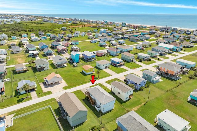 4114 Navarro Drive, Galveston, TX 77554