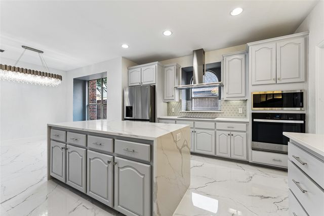 4213 Maycraft Drive, Richardson, TX 75082