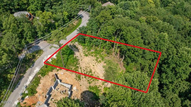 1315 Garrett Drive, Gatlinburg, TN 37738