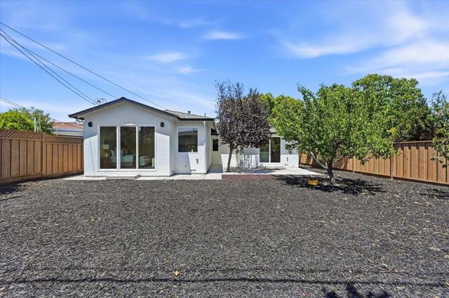 2808 Rebeiro Avenue, Santa Clara, CA 95051