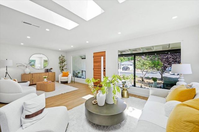 2808 Rebeiro Avenue, Santa Clara, CA 95051