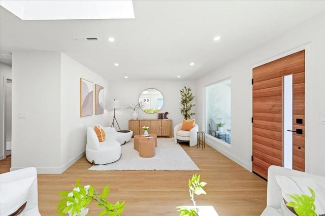 2808 Rebeiro Avenue, Santa Clara, CA 95051