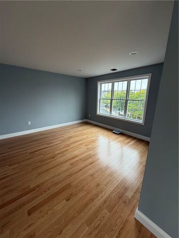 88 Coggeshall Street, Providence, RI 02908