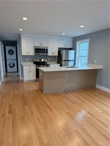 88 Coggeshall Street, Providence, RI 02908