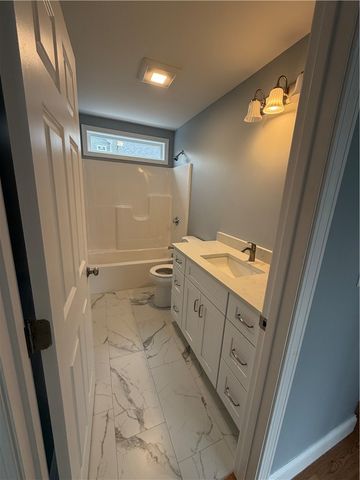 88 Coggeshall Street, Providence, RI 02908