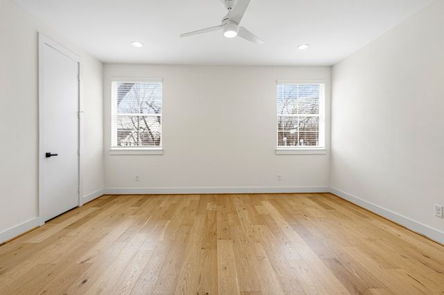 1007 Mount Auburn Avenue, Dallas, TX 75223