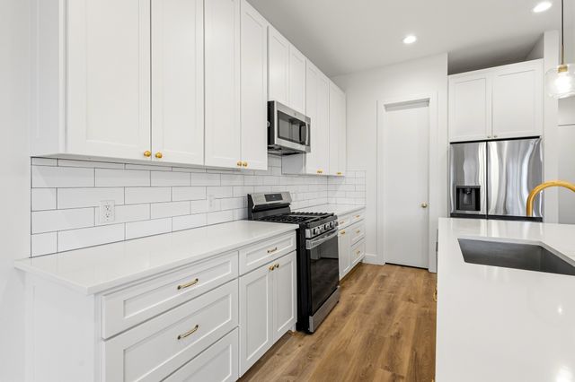 1007 Mount Auburn Avenue, Dallas, TX 75223