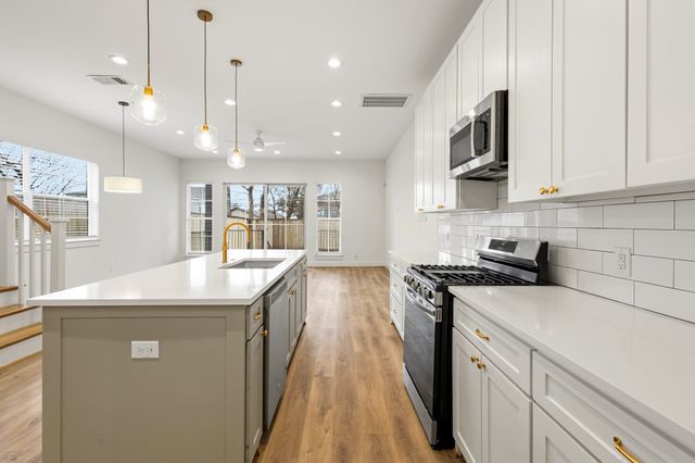 1007 Mount Auburn Avenue, Dallas, TX 75223