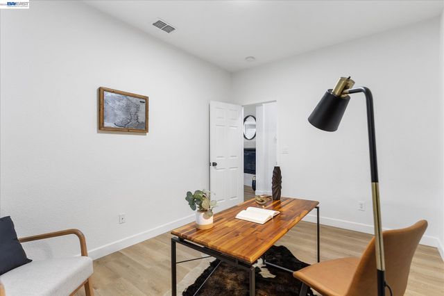 744 Vasconcellos Ave, Manteca, CA 95336
