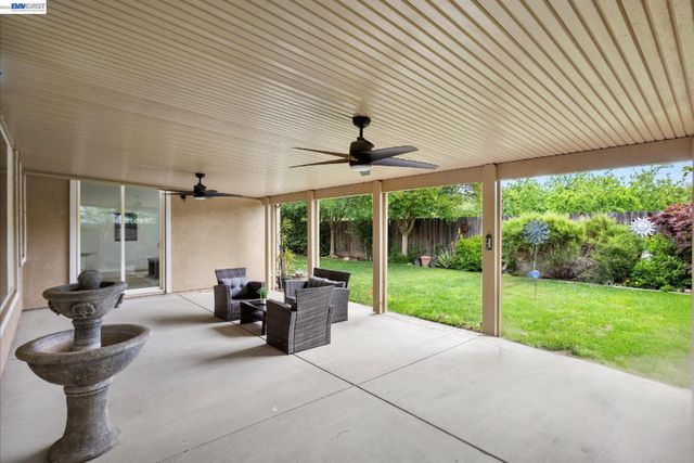 744 Vasconcellos Ave, Manteca, CA 95336