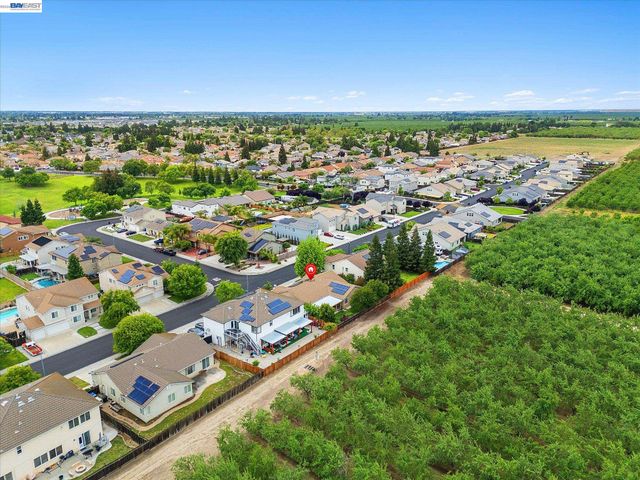 744 Vasconcellos Ave, Manteca, CA 95336