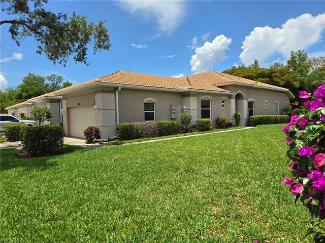 7892 Sanctuary CIR 2, Naples, FL 34104