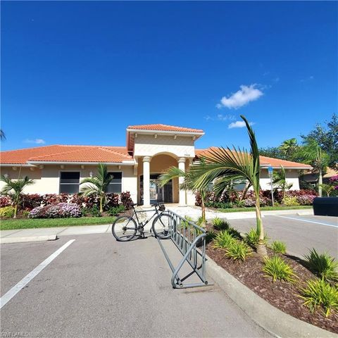 7892 Sanctuary CIR 2, Naples, FL 34104
