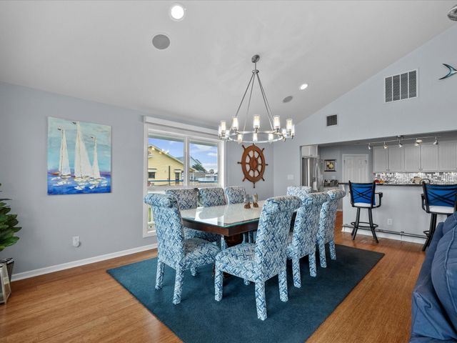 4231 Jolly Roger Road, Jamaica Beach, TX 77554