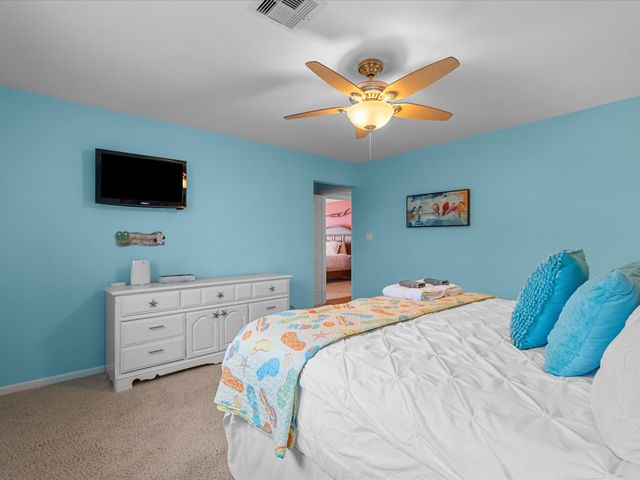 4231 Jolly Roger Road, Jamaica Beach, TX 77554