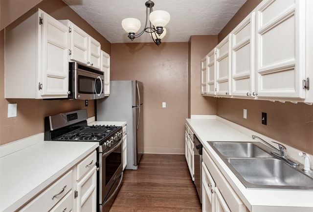 1434 48th Street, Des Moines, IA 50311