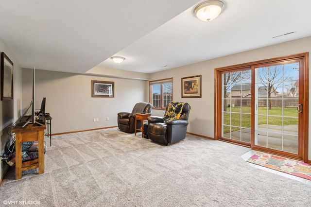 10333 Windsor Parkway, Johnston, IA 50131