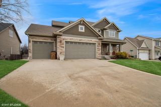 10333 Windsor Parkway, Johnston, IA 50131