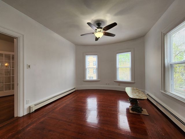 15 Mclellan St, Boston, MA 02121