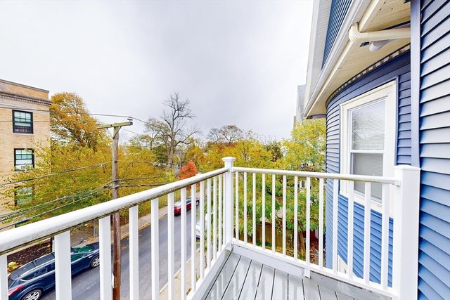 15 Mclellan St, Boston, MA 02121