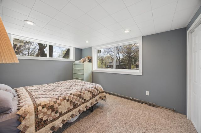 2002 Hillcrest Drive, Saint Cloud, MN 56303