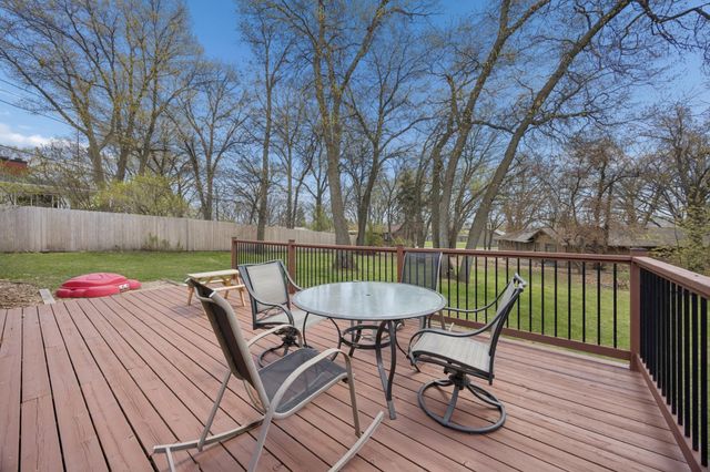 2002 Hillcrest Drive, Saint Cloud, MN 56303