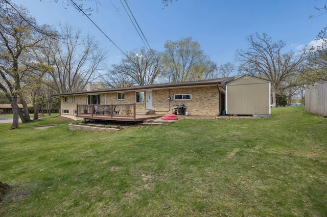 2002 Hillcrest Drive, Saint Cloud, MN 56303