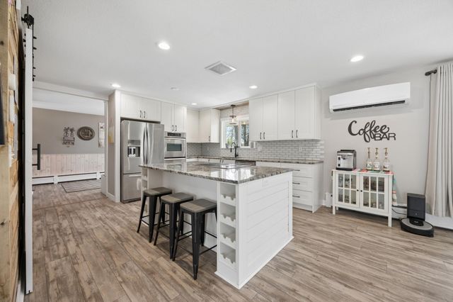 2002 Hillcrest Drive, Saint Cloud, MN 56303