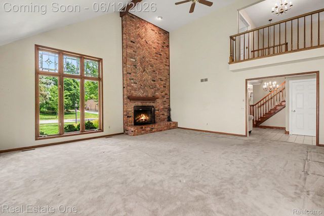 1751 Carpenter Drive, Troy, MI 48098