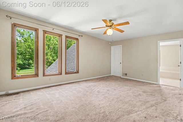 1751 Carpenter Drive, Troy, MI 48098