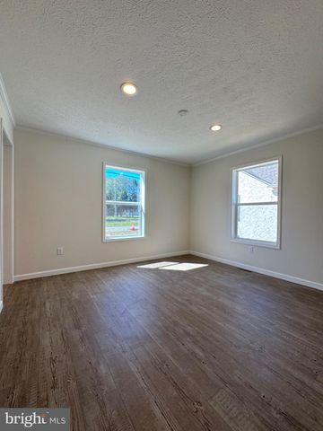 128 EAST BLVD, Glassboro, NJ 08028
