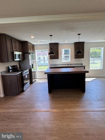 128 EAST BLVD, Glassboro, NJ 08028