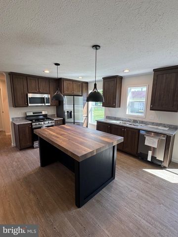 128 EAST BLVD, Glassboro, NJ 08028